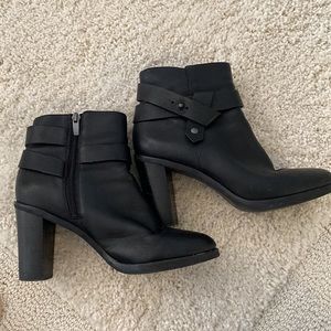 Via Spiga Black Heeled Booties